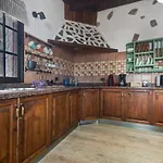 Vina Maria Villa *